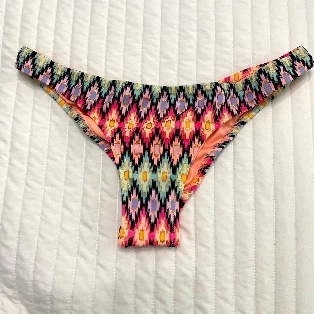 Victoria’s Secret Swim Bottom Women Size L